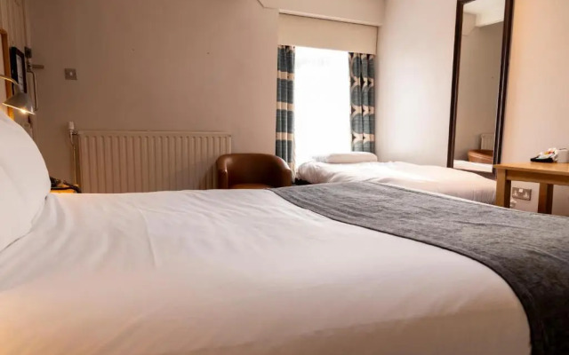 The Hartwood Hall Hotel by Greene King Inns