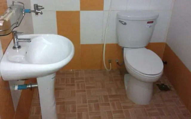 Tha La Ly Guesthouse