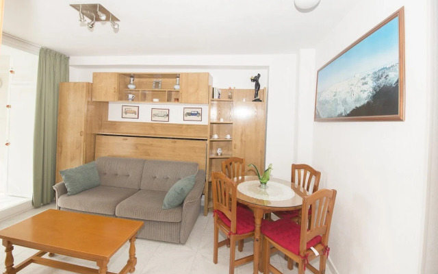 Beautiful Apartment With sea Views on the Beach of la Fossa