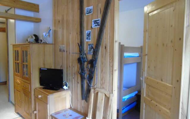 Lou Services Apartment M3-102 LSI 001