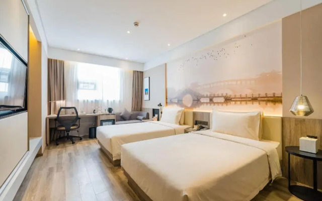 Scholar Hotel