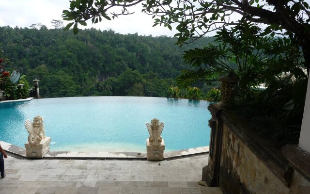 Rijasa Agung Resort Villas