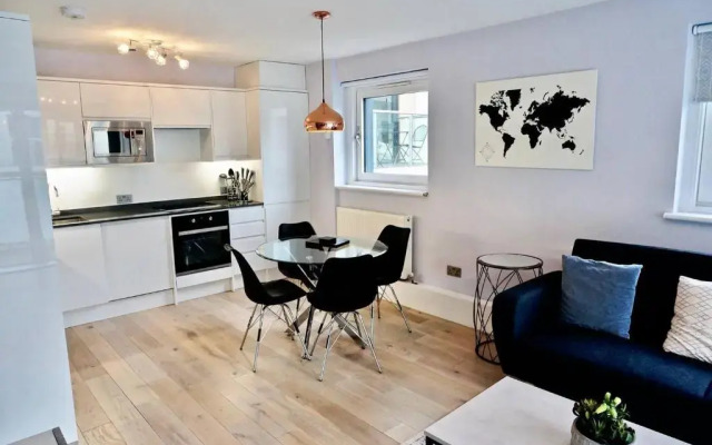 2BR/2Bath Luxury Modern Flat in the City London