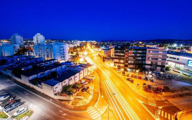 Penthouse Luxury Suite