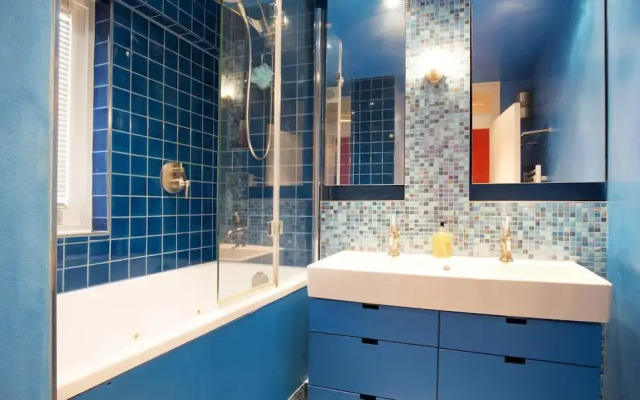 2-bedroom Notting Hill Apartment With Terrace, London