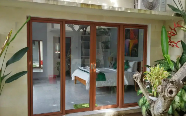 Sunshoot Villa Sandat