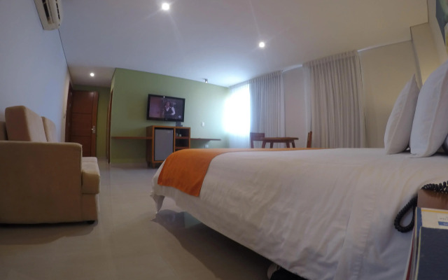 Hotel Atrium Plaza