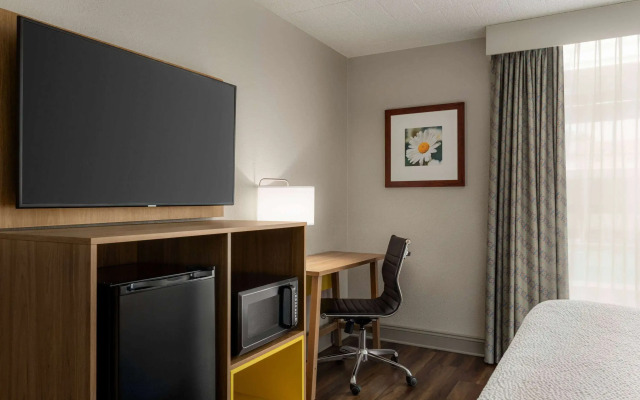 Days Hotel by Wyndham Allentown Airport / Lehigh Valley