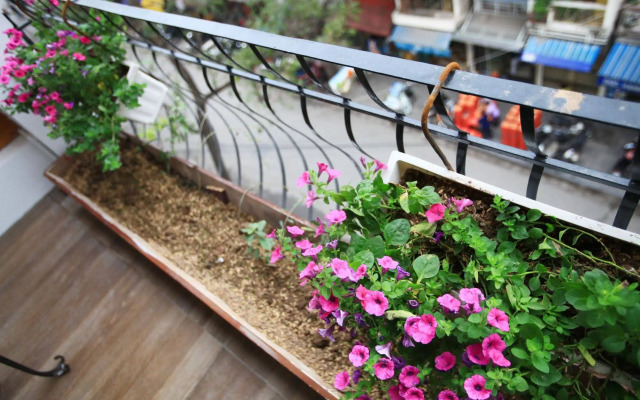 Mercury Central Hotel Hanoi
