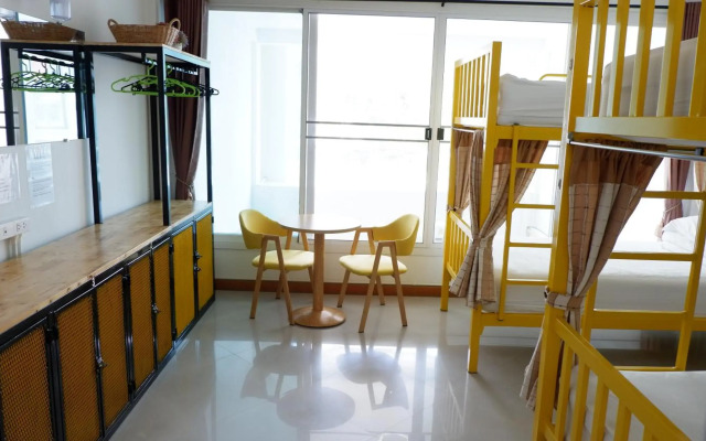 Daizy House - Hostel