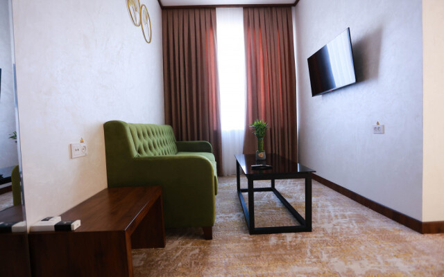 Regal Hotel by Grand