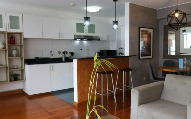 w Trendy 2BR in the Heart of Miraflores