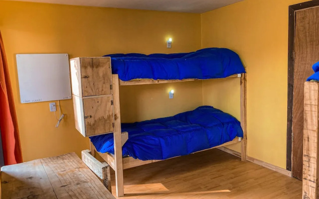 Willhouse Hostel