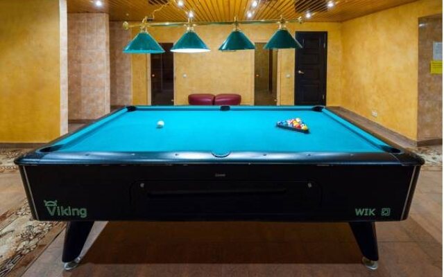 Hotel and entertainment complex Sputnik