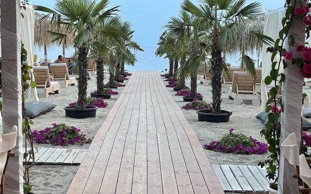 Heraclea Suites