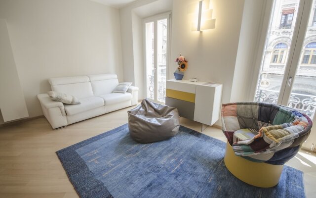 Luxury 65mq Under the 2 Towers