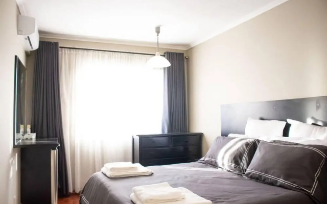 Inviting 3-bed Apartment In The City