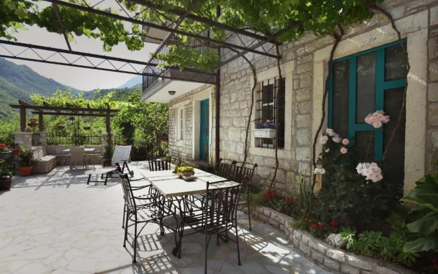 Stone House Morinj