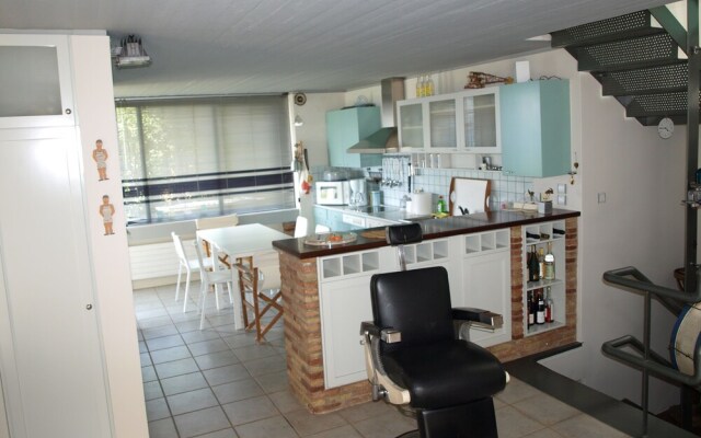 Sea Base Maisonette