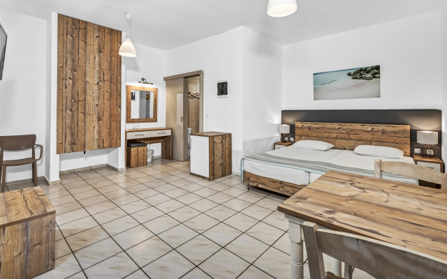 Almare Beach Hotel