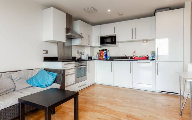 Park View Apartments - Deluxe Guest Room 1