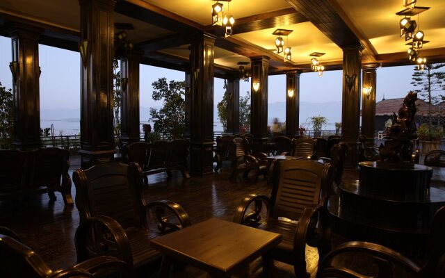 Sky Lake Inle Resort