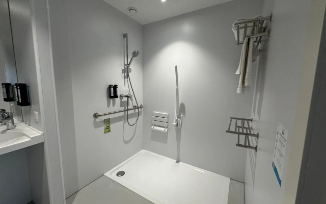 Hotel & Aparthotel Casteau Resort Mons