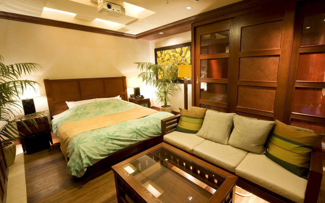 Qt HOTEL - Adults Only