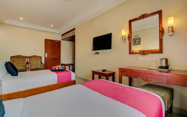 Metro Grand Hotel