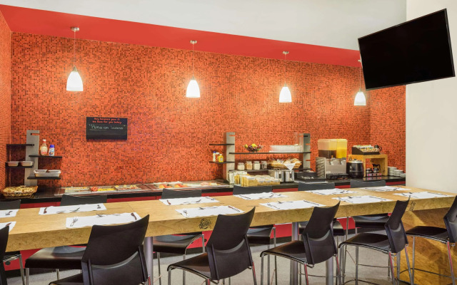 Ramada Encore by Wyndham San Luis Potosi