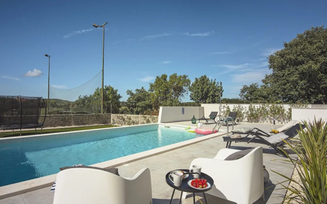 Modern Villa With Private Swimming Pool