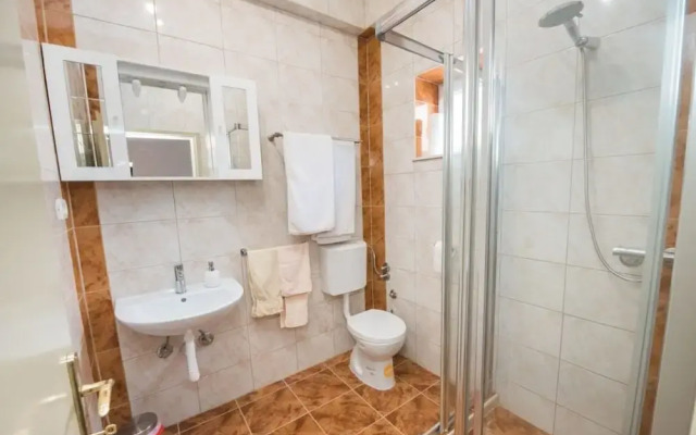 South Wing Apartment