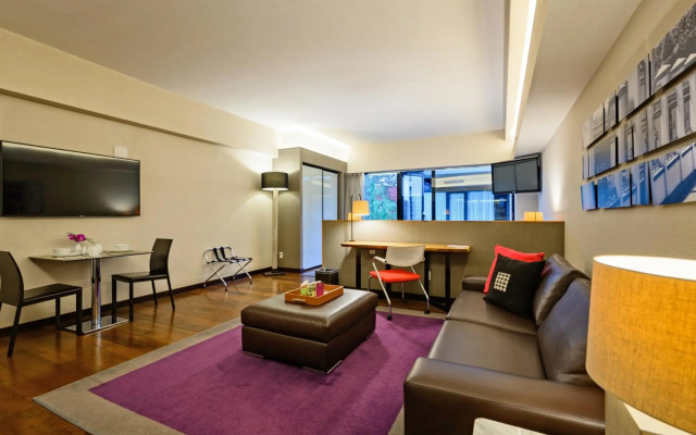 Las Suites Campos Eliseos