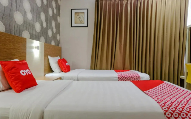 Townhouse OAK Series Style Hotel Jember