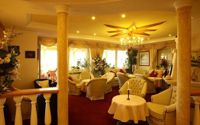 Hotel Kristall