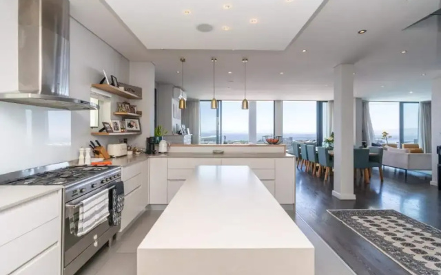 Ocean Views 5 Bedroom Apartments