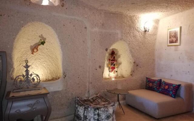 Pigeon Hotel