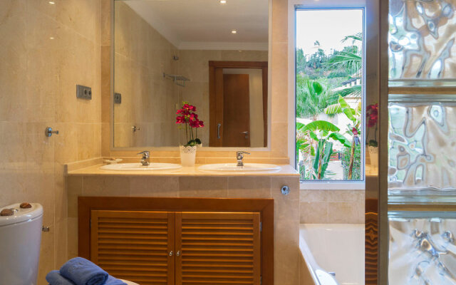 Aloha Hill Club - Three Bedroom