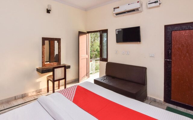 Jhirna Homes By OYO Rooms