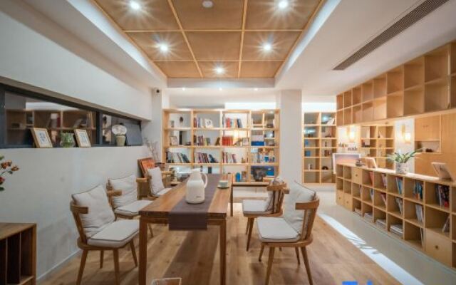 Xinchang Mountain Letter · Cloudside Homestay