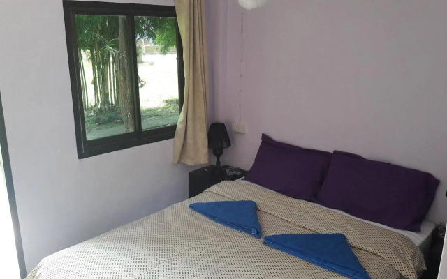 Purple Monkey Backpackers