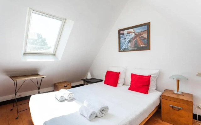 Le CAPUCIN - Petit duplex avec place de parking