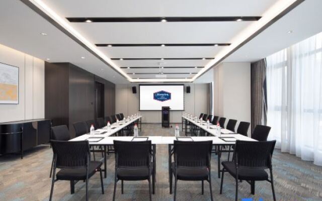 Hampton by Hilton Langfang