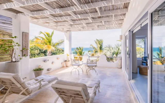 Santorini Mozambique