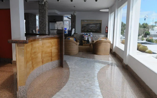 Apartamentos Blue Star