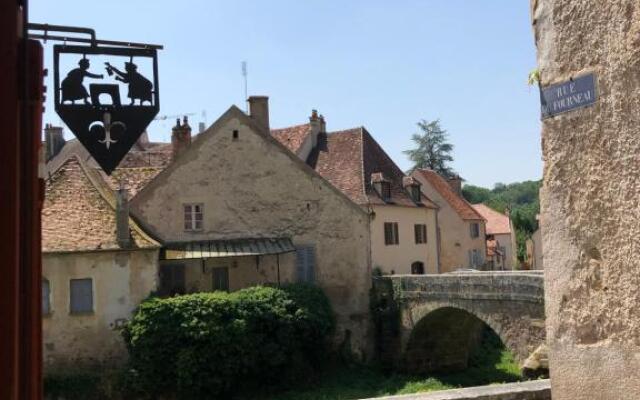 Bâtisse du pont Pinard et son granit rose