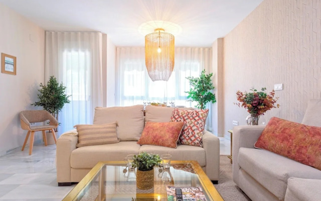 Unique Apt. With Parking in Granada. Fuente Nueva