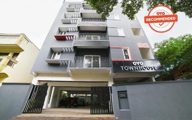 OYO Townhouse 261 Jayam nagar