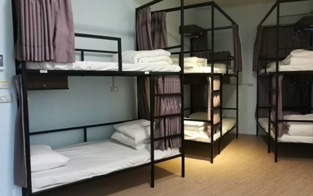 The Lane - Hostel