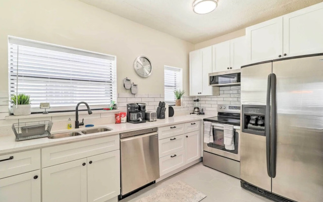 Stunning Jacksonville Getaway w/ Backyard!